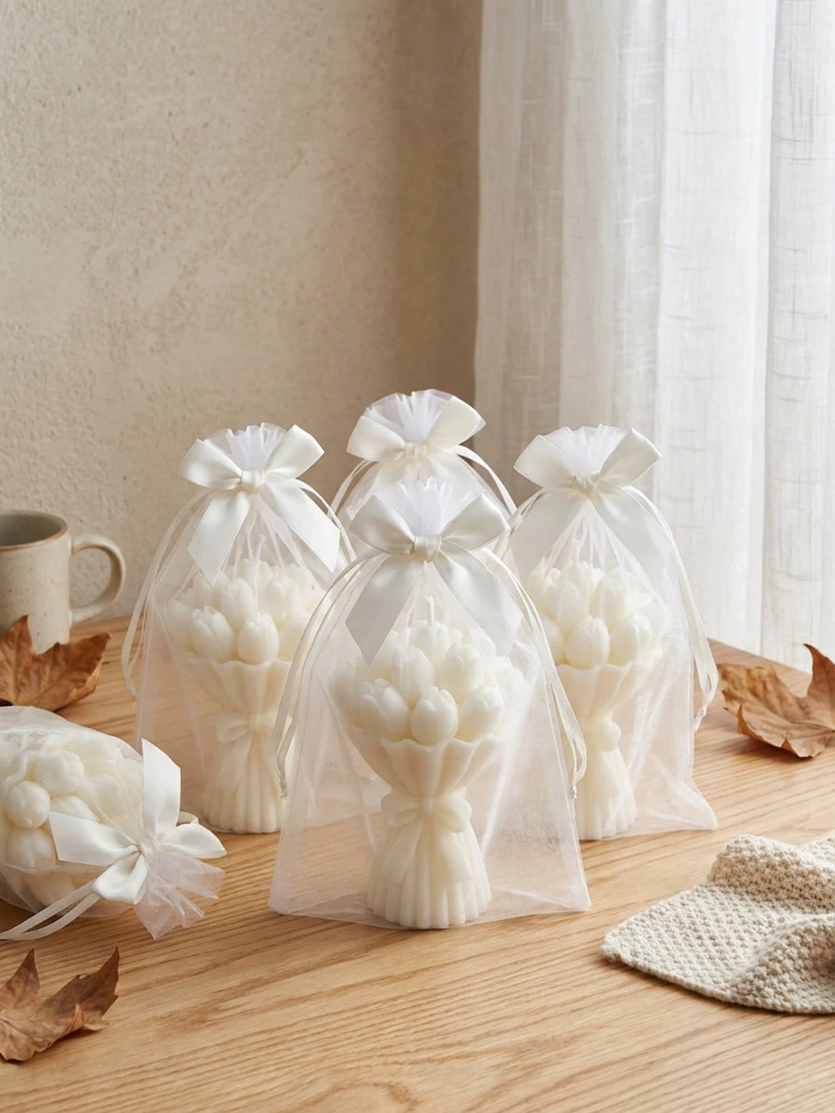 12pcs/6pcs/2pcs Tulip Bouquet Soy Wax Candles, Cute Aesthetic Style, Romantic Floral Indoor Decor Suitable For Bedroom, Gift/Birthday/Desk, Home Decor, Baby Shower Favors, Bedroom Bedside Fragrance, H
