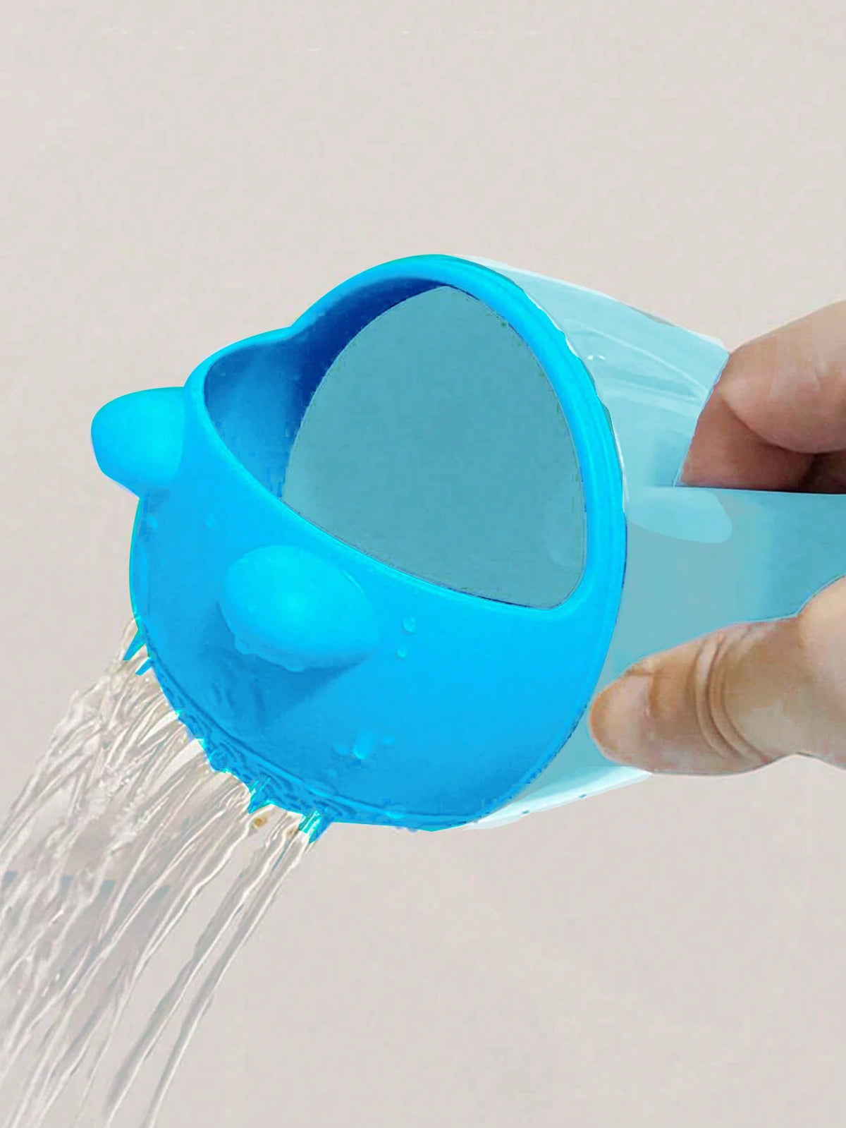 1pc Bear Shaped Baby Shampoo Cup Shower Rinser Bathing Gargle Cup