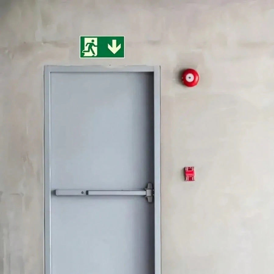 1pc Glow-In-The-Dark Emergency Exit Signs- Durable PE Material, Green Border & White Arrow, Fire & Evacuation Indicators For Workshops, Offices, Public Spaces, Workshop Safety Equipment|Luminous Sign