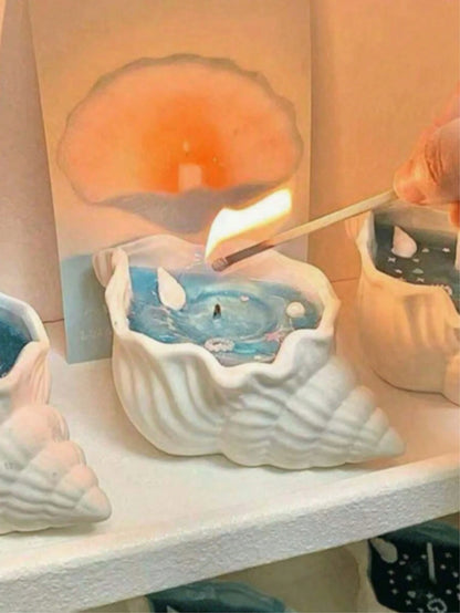 1pc Ocean Style Seashell Conch Jelly Aromatherapy Candle, Transparent Sea Blue Wax Body With Seashell, Starfish And Fine Sand Decor, Soft Candlelight And Fresh Coastal Atmosphere When Lit, Like Being