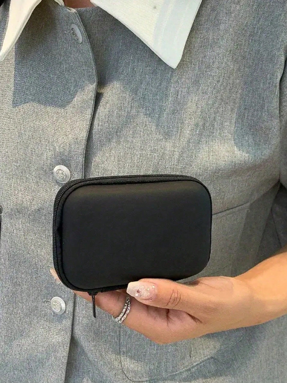 1pc Portable Coin Purse, Earphone Case, Earbud Storage Box, USB Cable Organizer, Storage Bag, Key Holder, Charger Pouch, Wireless Earbuds & Headphones Case, Essential College Dorm Travel Organizer, Co