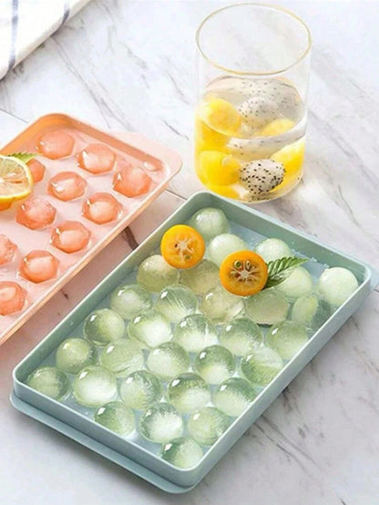 1pc Random Size Ice Cube Tray With Lid (Small/Medium/Large), Refrigerator Ice Cube Mold, Mini Round Ice Ball Maker Mold, Fits Tea, Coffee Back To School