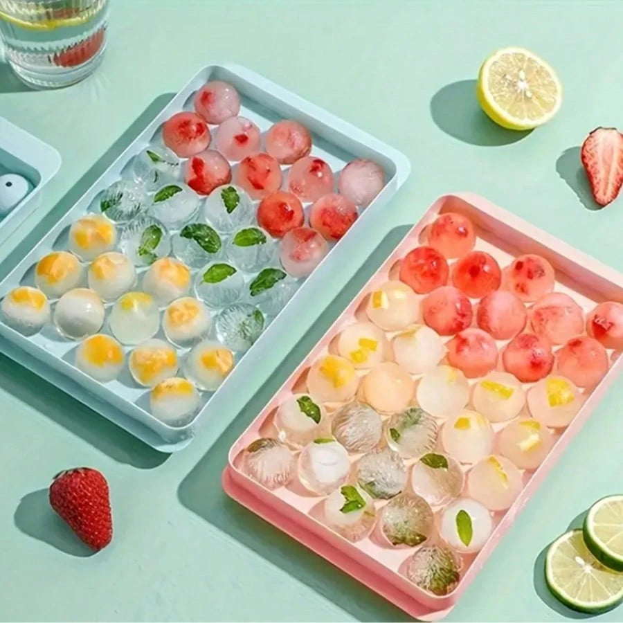 1pc Random Size Ice Cube Tray With Lid (Small/Medium/Large), Refrigerator Ice Cube Mold, Mini Round Ice Ball Maker Mold, Fits Tea, Coffee Back To School