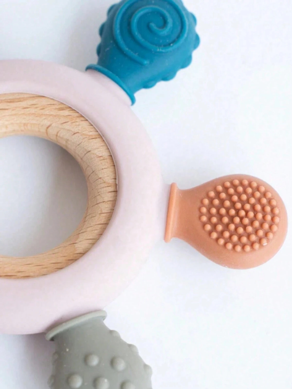 1PC Silicone Baby Teethers Rudder Shape Wooden Teether Ring Touch Training Newborn Chew Toy Children's Dental Care Teething Toys