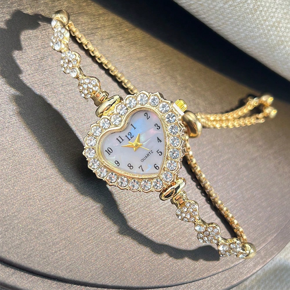 1pc Women's Heart-Shaped Rhinestone Dial Arabic Numeral Display Pull Tab Chain Fashion Convenient Quartz Watch