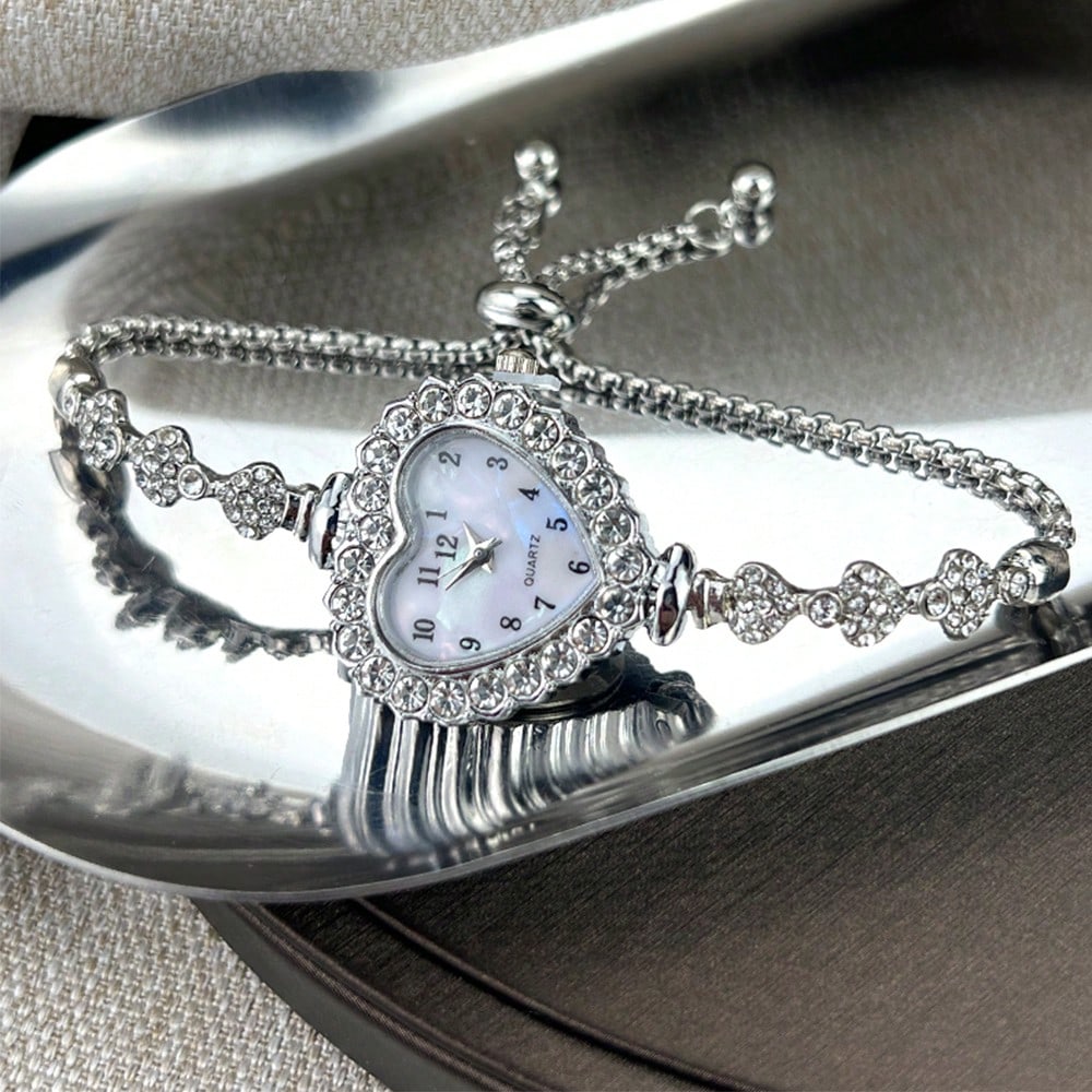 1pc Women's Heart-Shaped Rhinestone Dial Arabic Numeral Display Pull Tab Chain Fashion Convenient Quartz Watch
