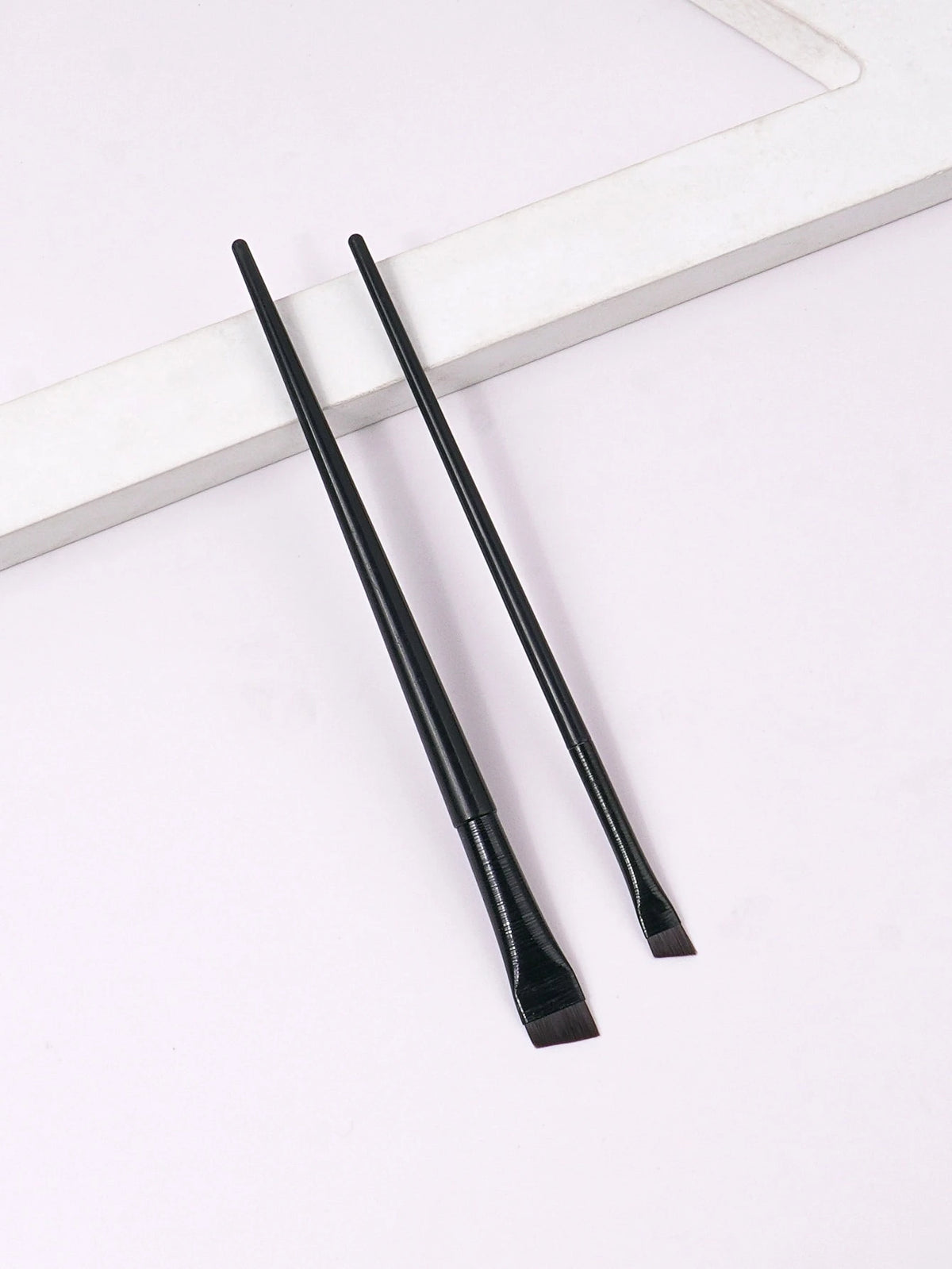 2pcs Super Thin Blade Eyeliner Brush & Soft Makeup Brush Set, Portable Eyebrow Brush & Multipurpose Cosmetic Tool,Eyebrow Brush,Eyeshadow Brush,Spoolie,Spoolie Brush,Giveaways