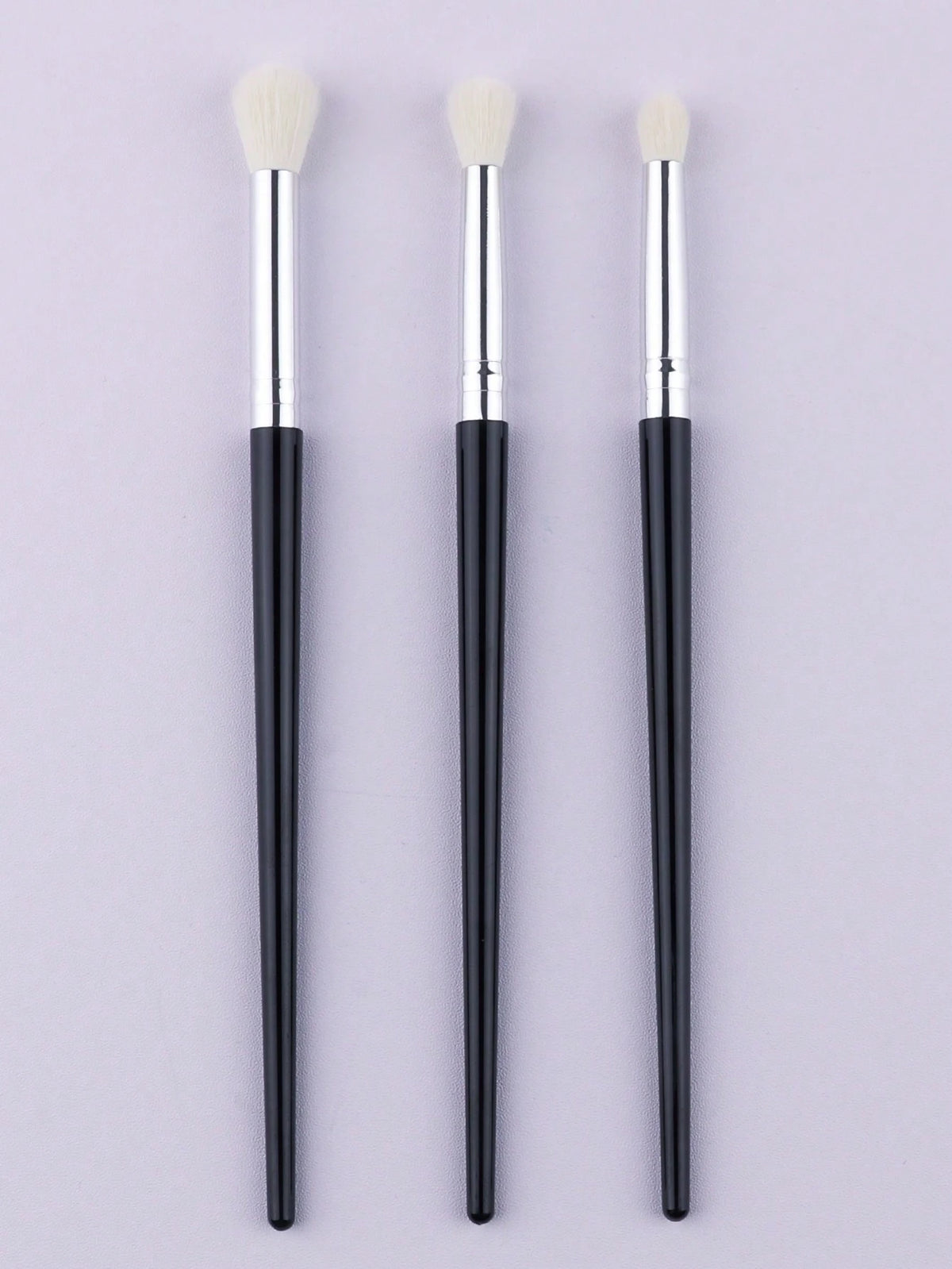 4pcs Makeup Brush Set, Including Eyeshadow, Highlighter, Nose Contour, Eyebrow- Soft & Skin-Friendly Makeup Tools, Portable Travel Cosmetic Kit,Eyebrow Brush,Eyeshadow Brush,Spoolie,Spoolie Brush,Giv