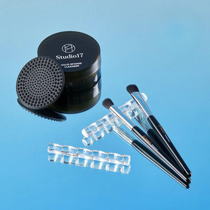 Studio17 Brush & Puff Cleanser