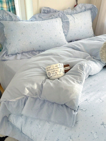 Blue Small Floral Ruffle Trim 4-Piece Bedding Set, French Country Style Bedding Set, Breathable Soft All-Season Bedding Set, Includes 1 Duvet Cover, 1 Bed Sheet, 2 Pillowcases, No Filling, Suitable Fo