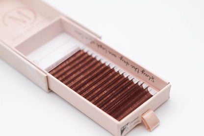 Chestnut-Brown-Lashes-for-Lash-Extensions-Natural-Look
