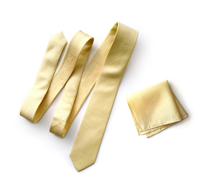 butter yellow linen + silk blend woven necktie.