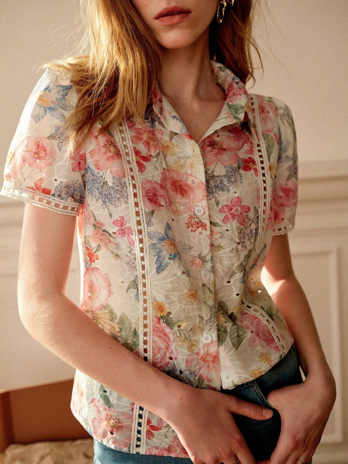 Écloséra French Retro Women Short Sleeve Blouse,Pink Colorful Embroidered Hollow-Out Lace Patchwork,Summer Cottage Core Flowy Tea Party Cream Vacation