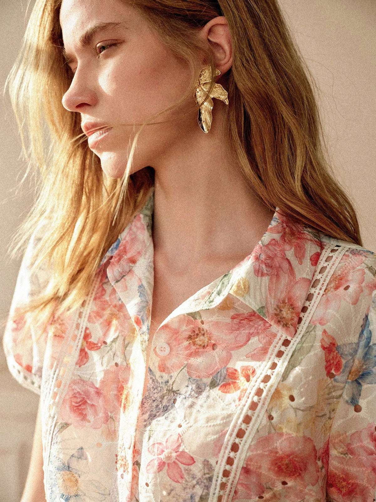Écloséra French Retro Women Short Sleeve Blouse,Pink Colorful Embroidered Hollow-Out Lace Patchwork,Summer Cottage Core Flowy Tea Party Cream Vacation
