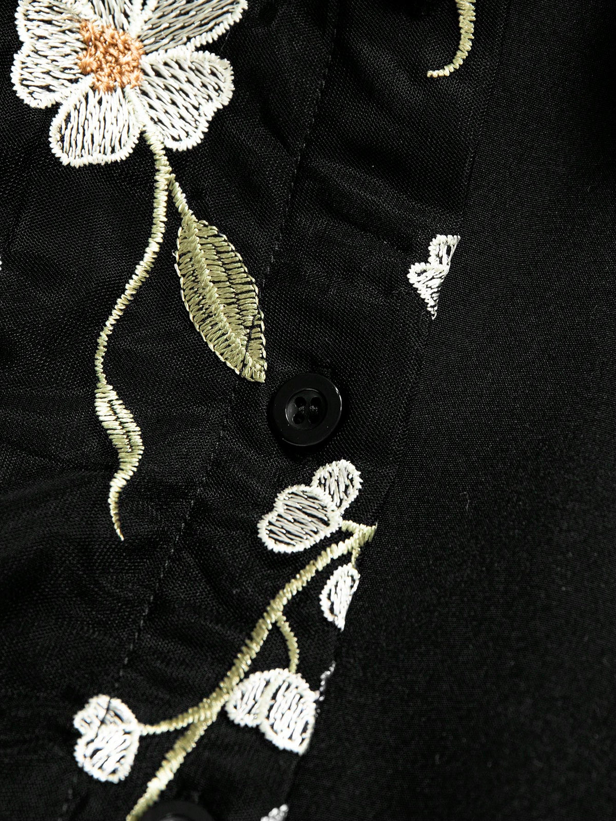 CURVE+ Plus Size Women's Floral Embroidery Pattern Casual Versatile Daily Outing Shirt Fall