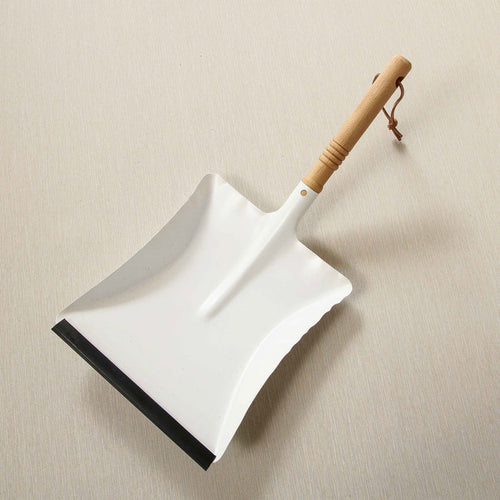 Dustpan with Beech Handle