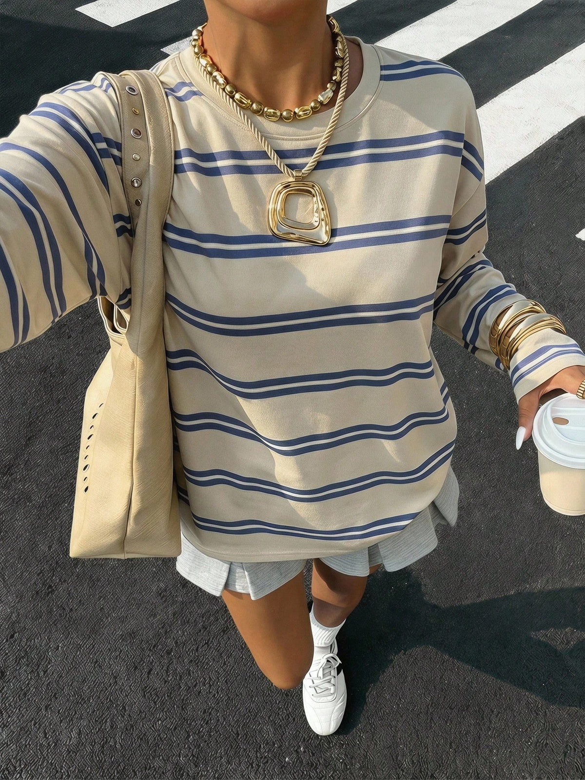 EZwear Women's Blue And White Stripe Pattern Round Neck T-Shirt,Casual Autumn Back-To-School Long Sleeve Top,Elegant Y2K Stylish Versatile School Outings