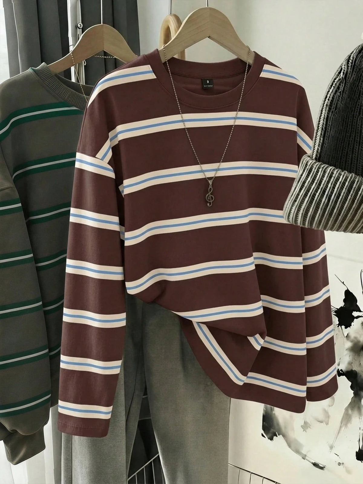 EZwear Women's Blue And White Stripe Pattern Round Neck T-Shirt,Casual Autumn Back-To-School Long Sleeve Top,Elegant Y2K Stylish Versatile School Outings