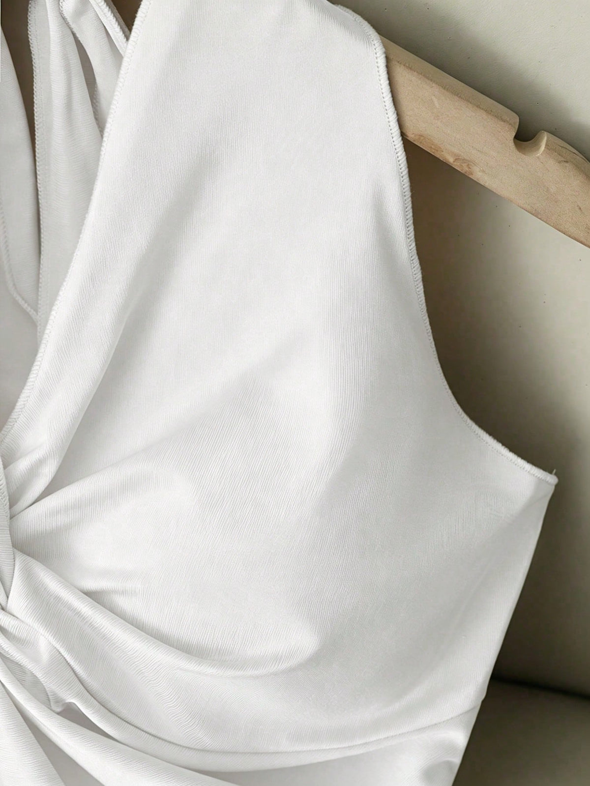 GlowEve Women's White,Summer,Elegant,Party Night Halter Twist Asymmetrical Hem Slit Knit Camisole,Elastic Fashion Top For Date,Dinner,Wedding,Holiday Wear
