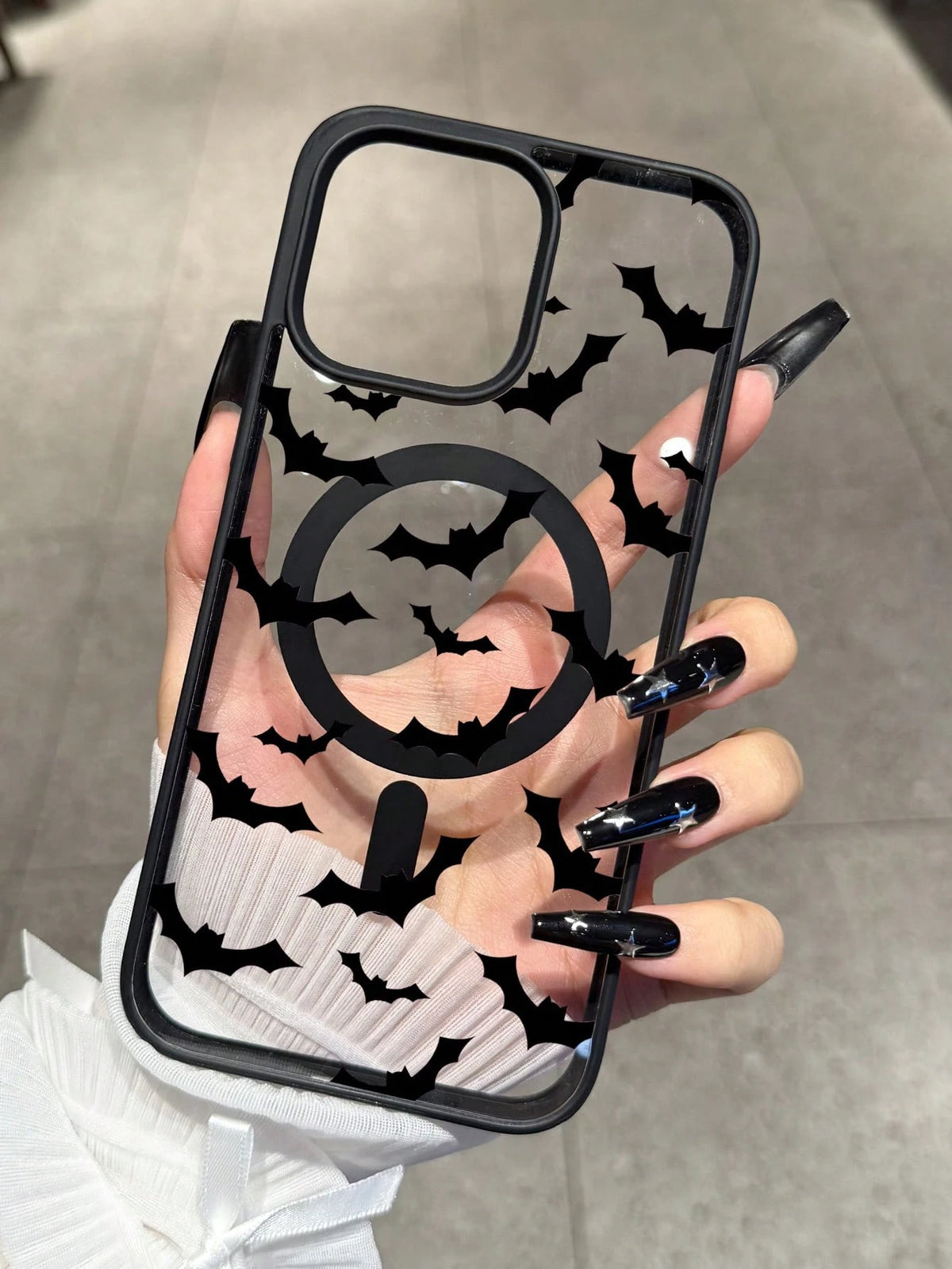 Gothic Style Black Bat Patterns Fashion 1pc Creative Acrylic Personalized Pattern Magnetic Wireless Charging Anti-Drop Phone Case Compatible With Iphone 16 15 14 13 12 11 Pro Max, Transparent Apple Ph