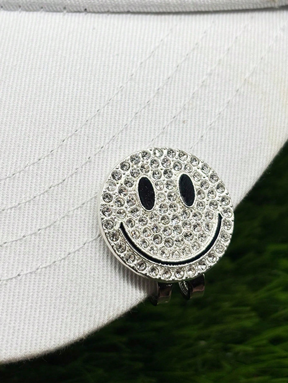 Half-Pack Golf Ball Markers- With Diamond Hat Clip And Position Marker, Easy-Green Accessories. Gift Choice.