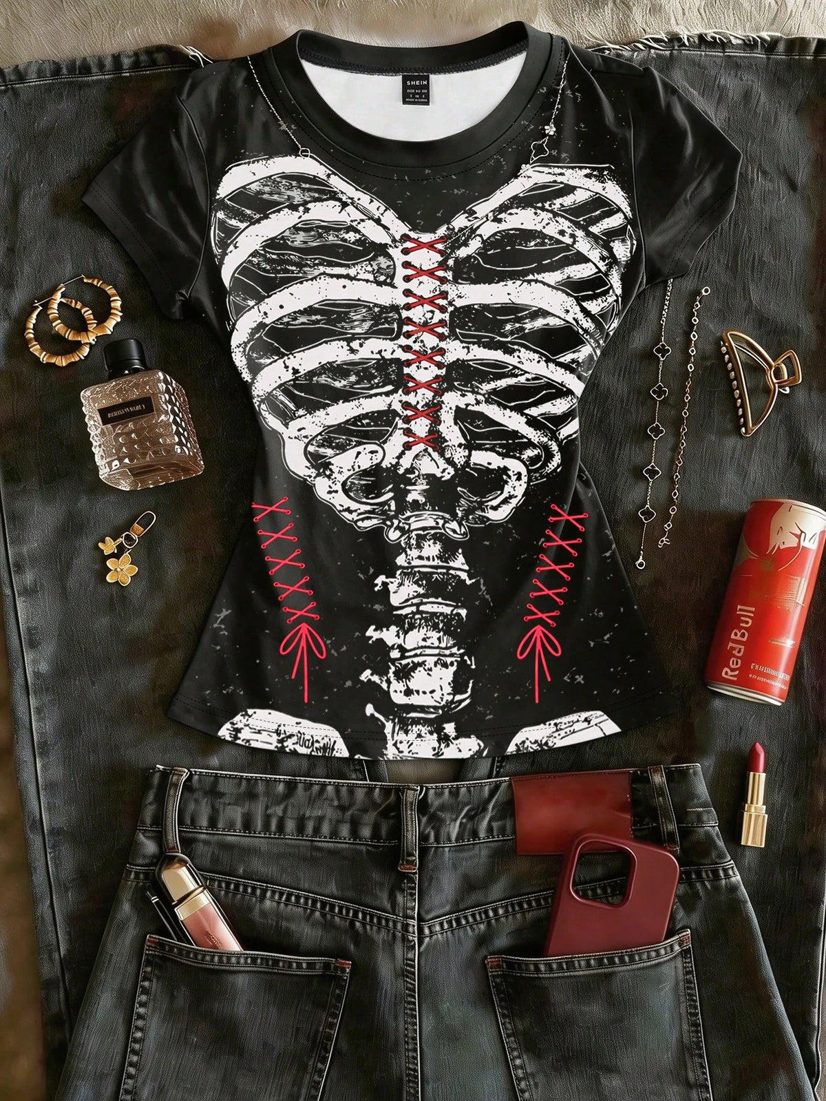 IslaSuriya Women's Black Cross Graphic Tee, Rhinestone Ornate Scroll Print Crew Neck Short Sleeve Fitted Top, Gothic Y2K Punk Vintage Streetwear T-Shirt