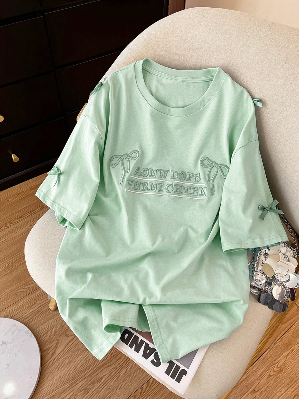Lalippa Black & White Striped Digital Print Oversized Mid-Length Round Neck Drop Shoulder Women T-Shirt, Casual Gift For Friends