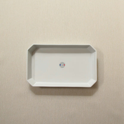 Rectangular baking dish