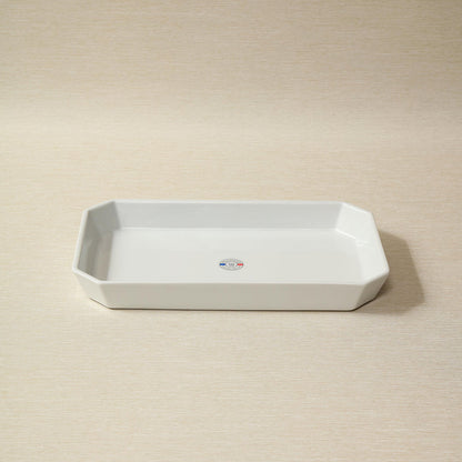 Rectangular baking dish