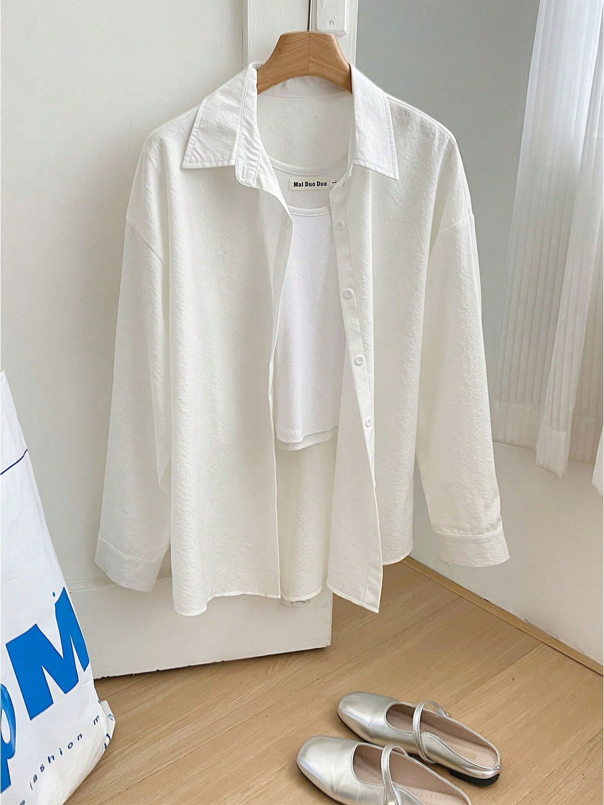 Resyla Women's Solid Color Long Sleeve Single-Breasted Casual Commuter Shirt