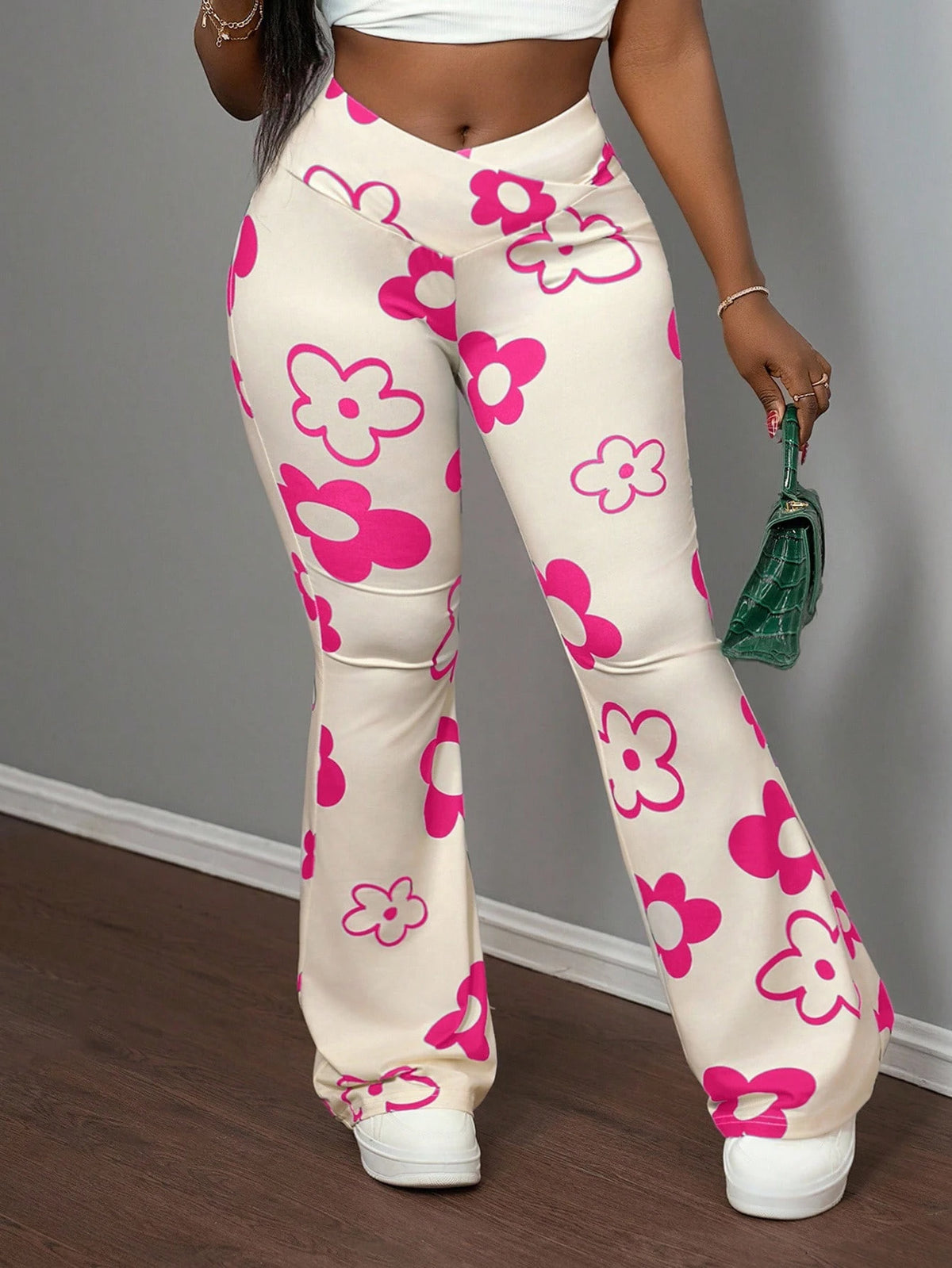 Slaydiva Beige,Summer,Cute,Picnic,Vacation Women's Casual Street Sports Elastic Waistband Full Branch Print Wide-Leg Pants,Y2k Flower Pants With Pockets