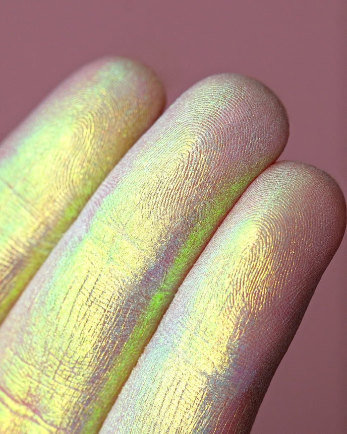 Teddy Bear Opal Multichrome Loose Eyeshadow - Karla Cosmetics